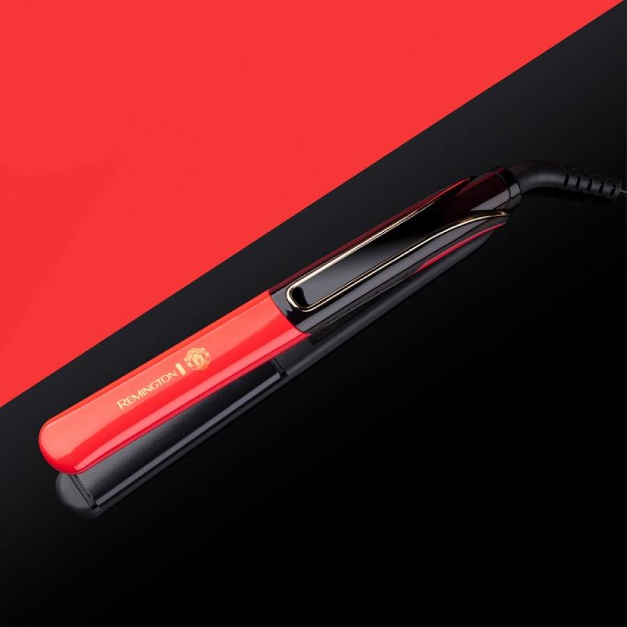 Placa De Indreptat Parul Remingtoncurl Expert Manchester United , Design Curbat Special , Ecran Digital , Temperaturi 150 °c - 230 °c , Functie Blocare ,  Negru/rosu