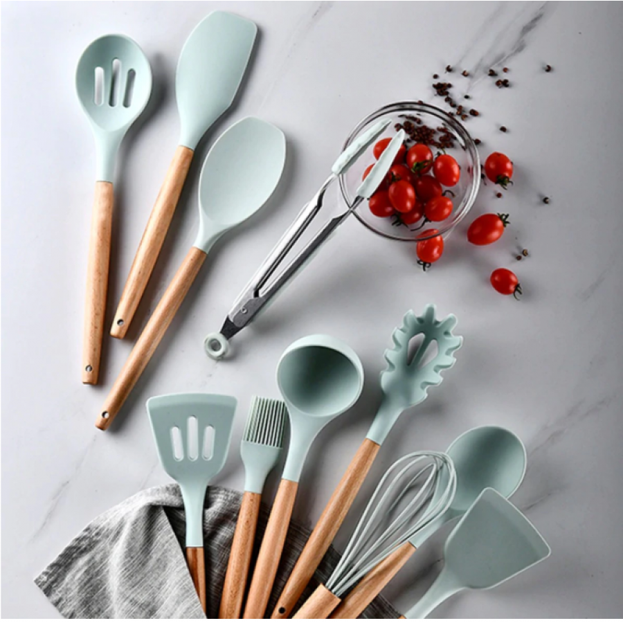 Set KlaussTech de 12 Ustensile de Bucatarie, Silicon Termorezistent, Manere ergonomice din lemn, Verde