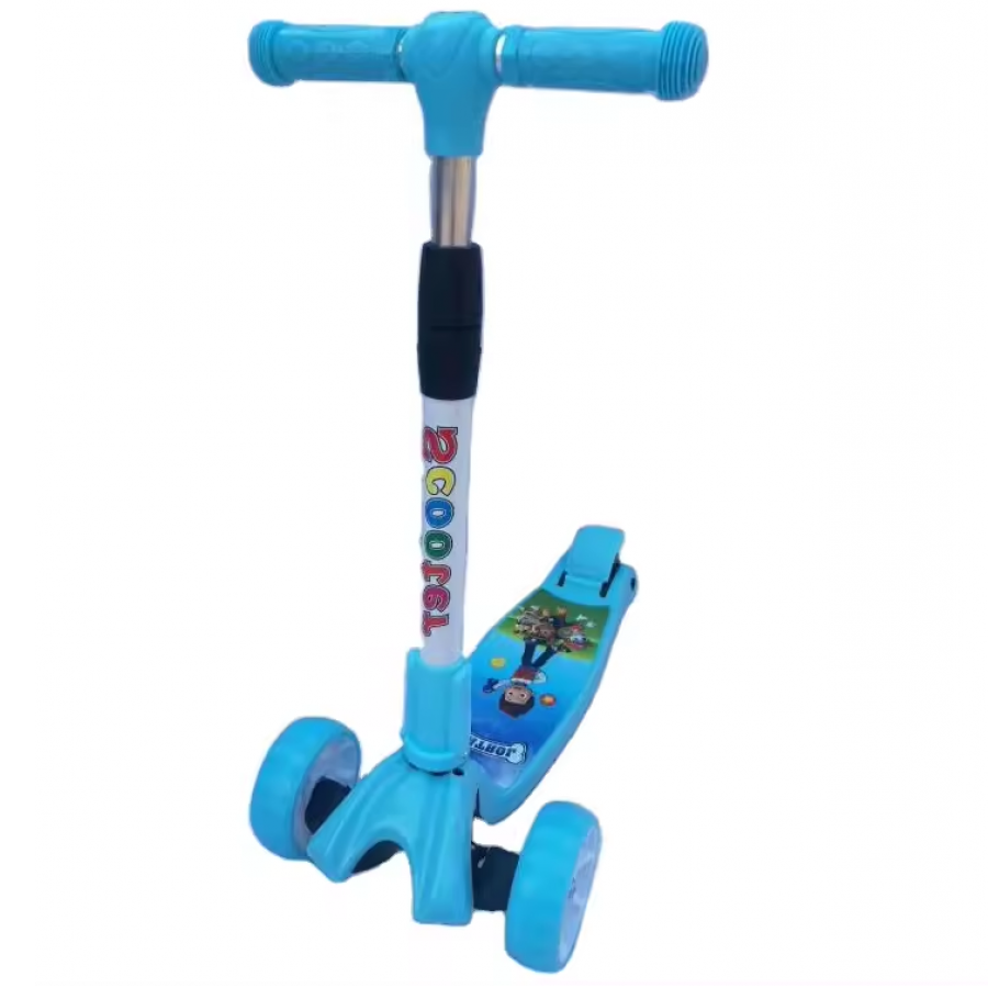 Trotineta cu lumini in roti si cu roti de silicon albastra