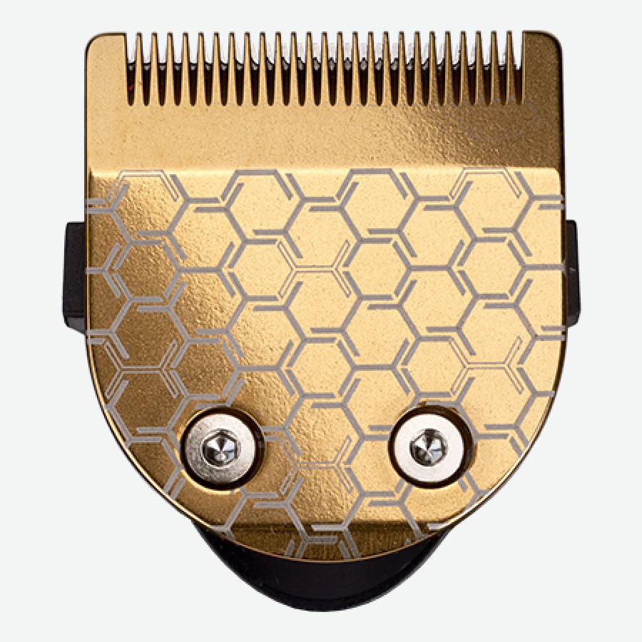 Aparat De Tuns Si Ras Multi Trimmer 8 In 1 , Lame Din Titanium, Autonomie De Functionare 60 Minute, 3 Ghidaje Pentru Barba, 1 Capat Pentru Detalii, 1 Capat Pentru Nas Si Urechi , Argintiu/negru