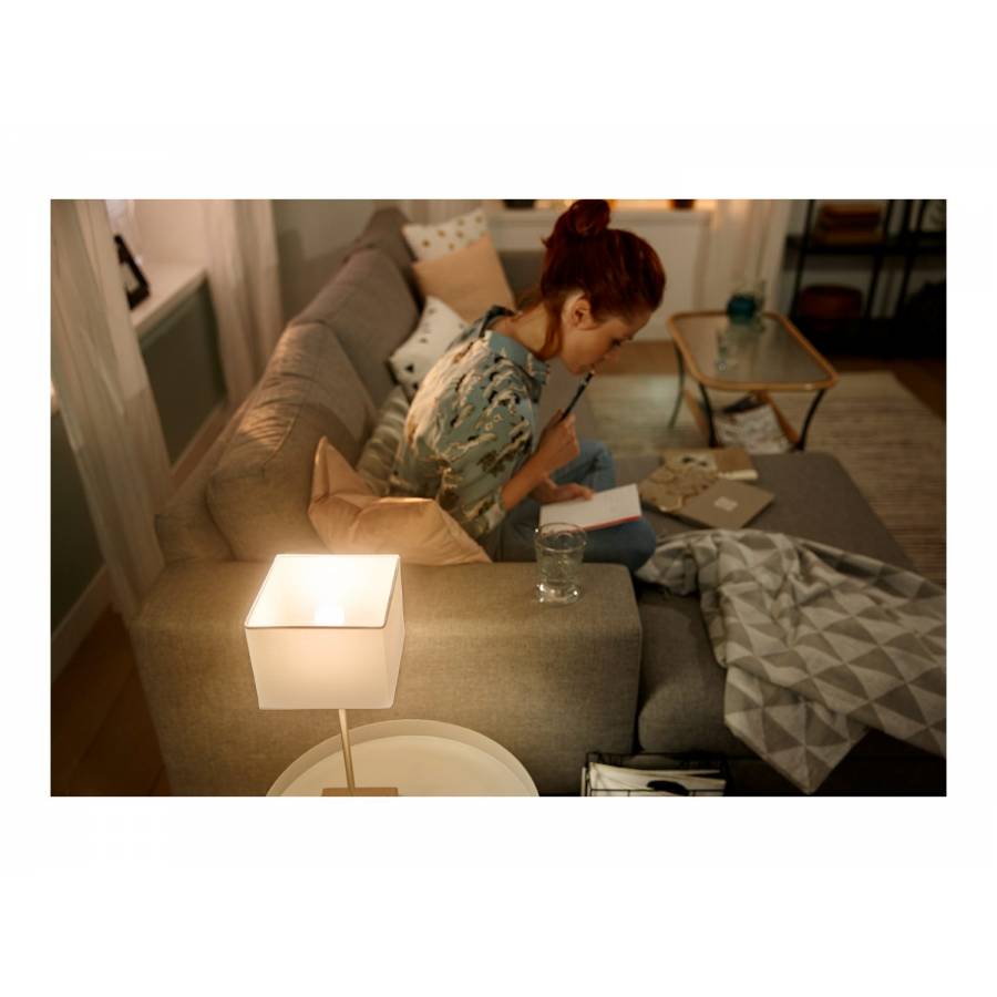 Bec Inteligent Cu Lumina Alba, Philips, Bluetooth, Utilizare Bridge, Temperatura 2700 K, Diametru 45 Mm, Zigbee, 470 Lm, 25000 Ore, Alb