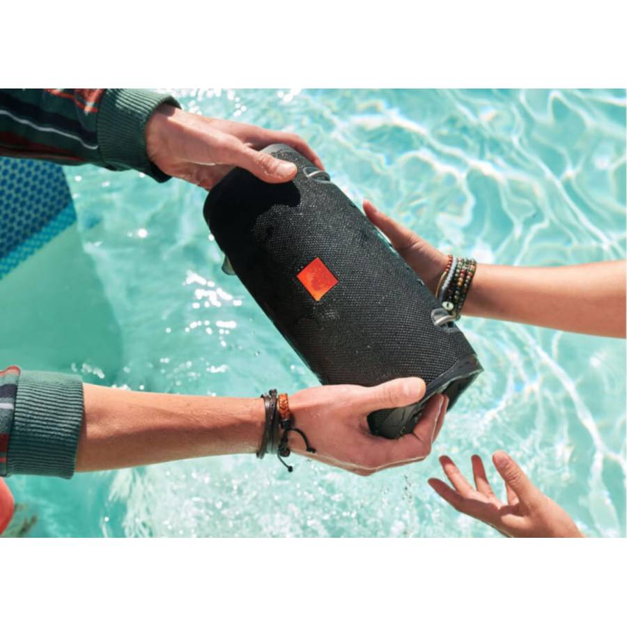 Boxa Portabila Audio, Protectie Ipx7, 40w, Bluetooth, Waterproof, 15 H, Tf Card, Aux In, Tuner Fm, Incarcare Telefoane Mobile, Negru