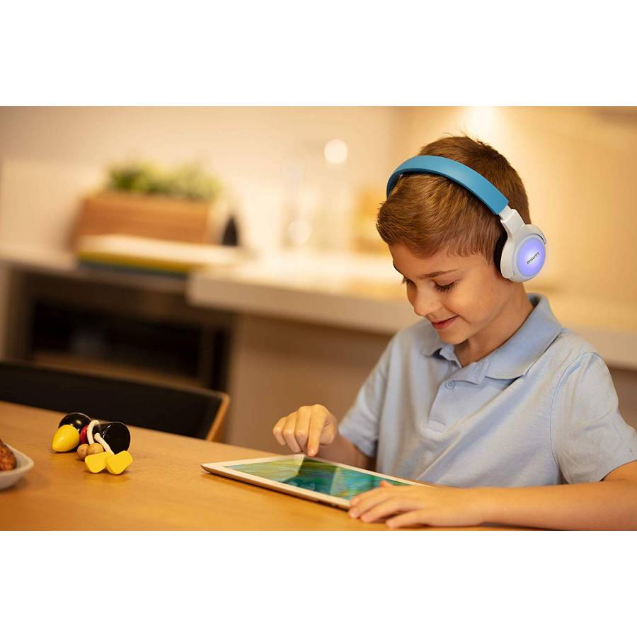 Casti Philips Audio Wireless Cu Pernute Moi, Difuzoare 32 Mm, Supraauriculare, 32 Ohm, 20 - 20000 Hz, 95 Db, Microfon, Gestionare Apel, Pana La 10m, Albastru
