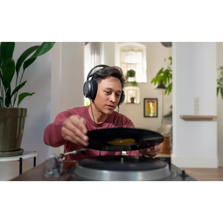 Casti Philips Fidelio Supraauriculare, Design Deschis, Finisaj Piele/metal, Cablu Detasabil 3 M, Diametru 50 Mm, Magnet Neodim, Diafragma Lmc, Negru