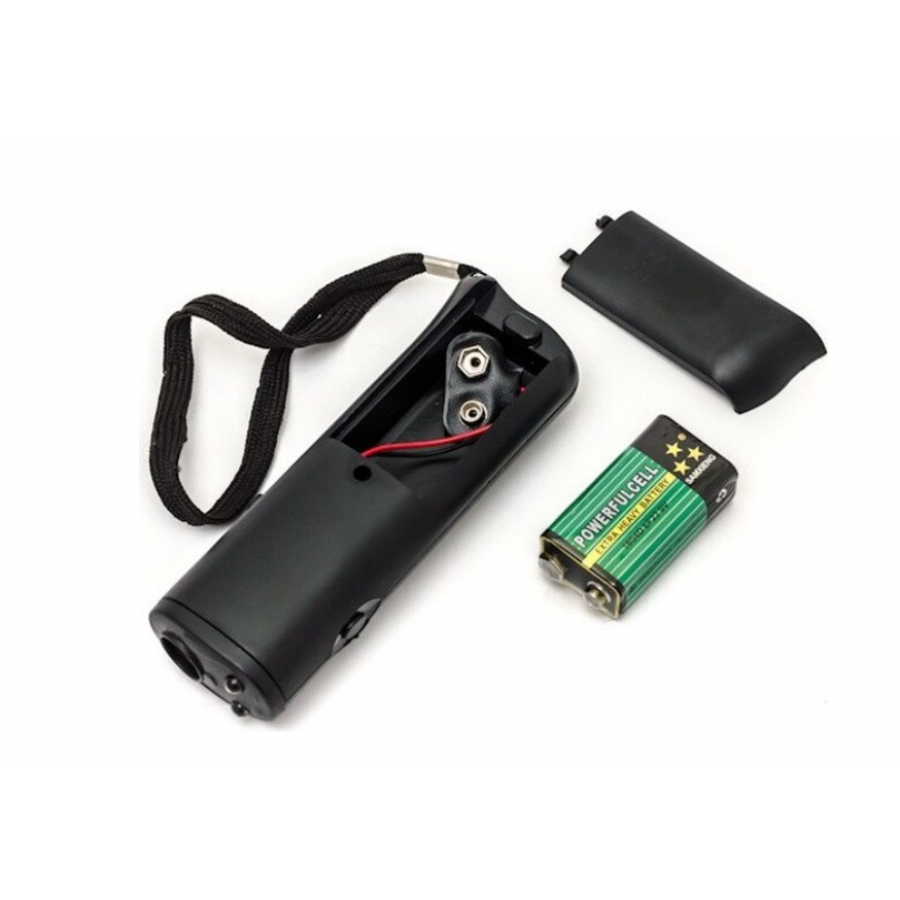 Dispozitiv Klausstech Impotriva Cainilor Agresivi, Functional Si La Antrenamente, 150 Db, Functionare Pe Baterii, Usor, Ergonomic, Modern, Negru