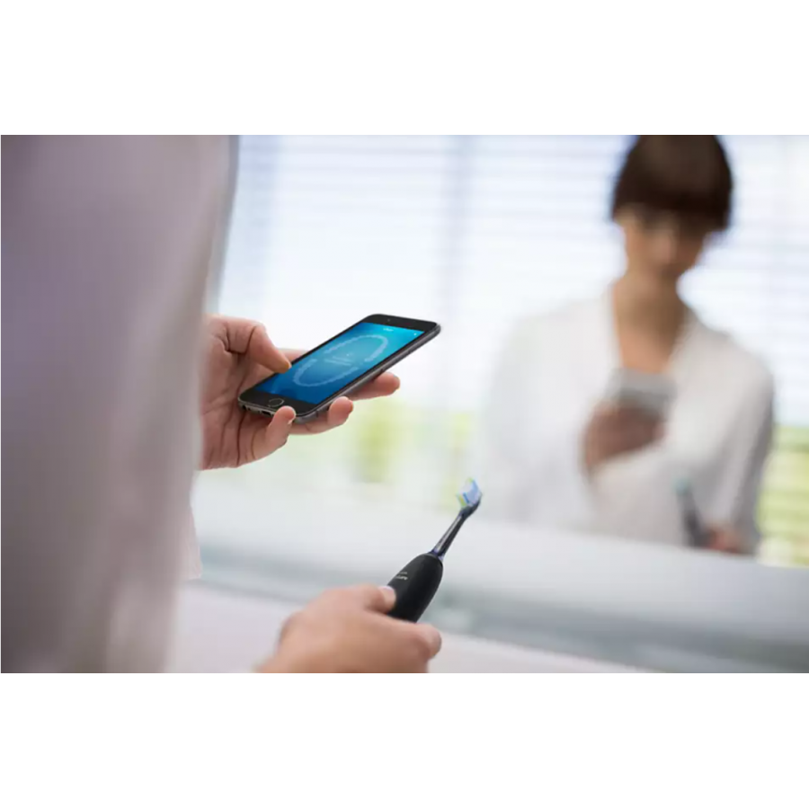 Periuta Philips Smart Cu Aplicatie Connected Brushing, Ingrijire Gingii, 3 Intensitati, Iluminare Violet, 62.000 Miscari/minut, Culoare Negru