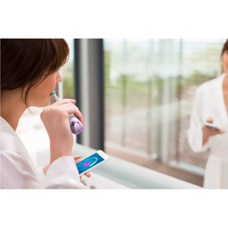 Periuta Philips Smart De Dinti, Aplicatie Connected Brushing, Ingrijire Gingii, 3 Intensitati, Iluminare Violet, 62.000 Miscari/minut, Culoare Alb