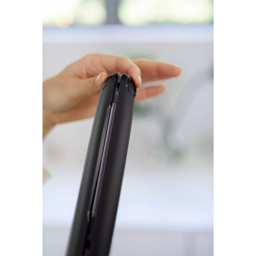 Placa Cu Tehnologie Straightcare Philips , Indreptarea Parului, Temperatura Max 220 °c, Incalzire 30 Sec, Tensiune 110-240 V, Invelis Ceramic, Oprire Automata, Cablu 1.8 M, Negru