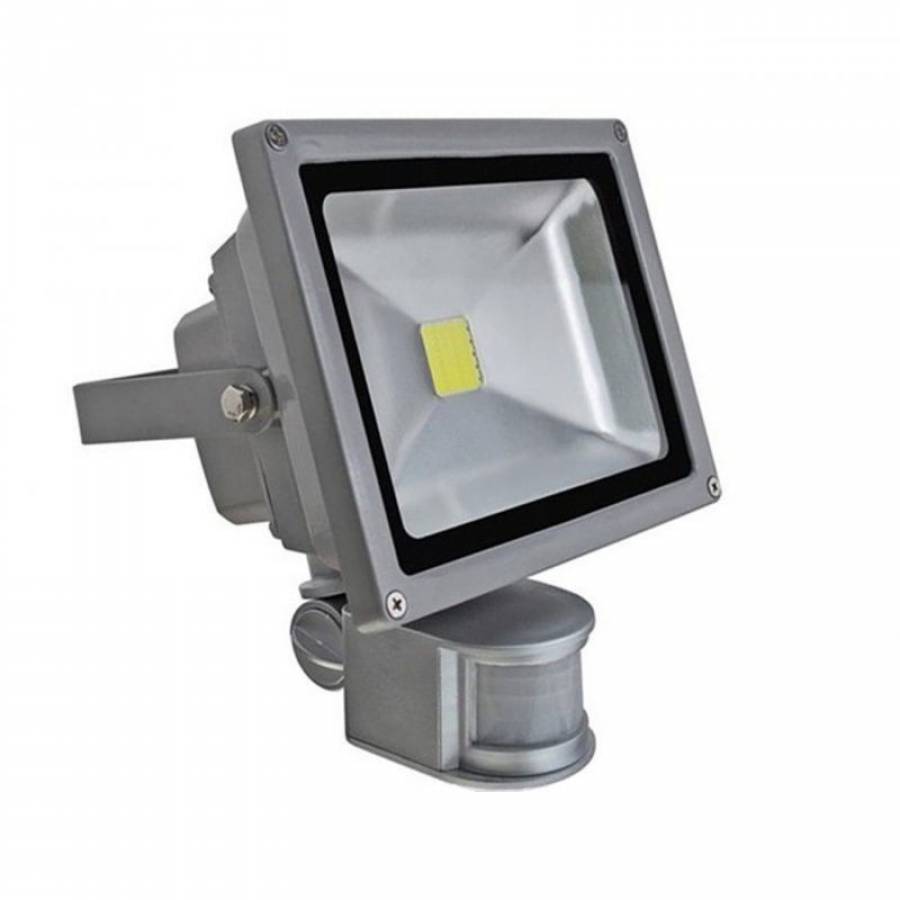 Proiector Led Cu Tehnologie Senzor De Miscare, Putere De 30 W, Flux Luminos 1800 Lumeni, Unghi Dispersie La 120 Grade, Grad De Protectie Ip65, Rezistent La Apa, Argintiu