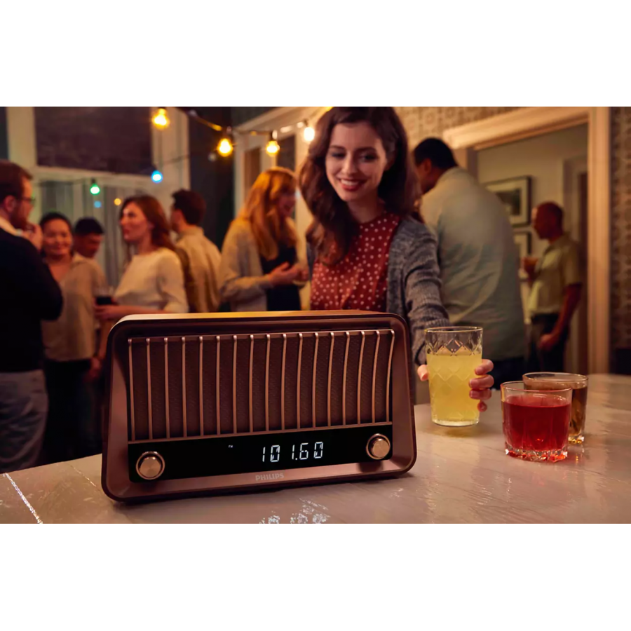 Radio Philips Cu Conectivitate Bluetooth, Putere De Iesire 20 W, 2 Difuzoare, Sistem Audio Stereo, Incarcare Usb, Fm Stereo, Smart Scan, Ceas Digital, Maro