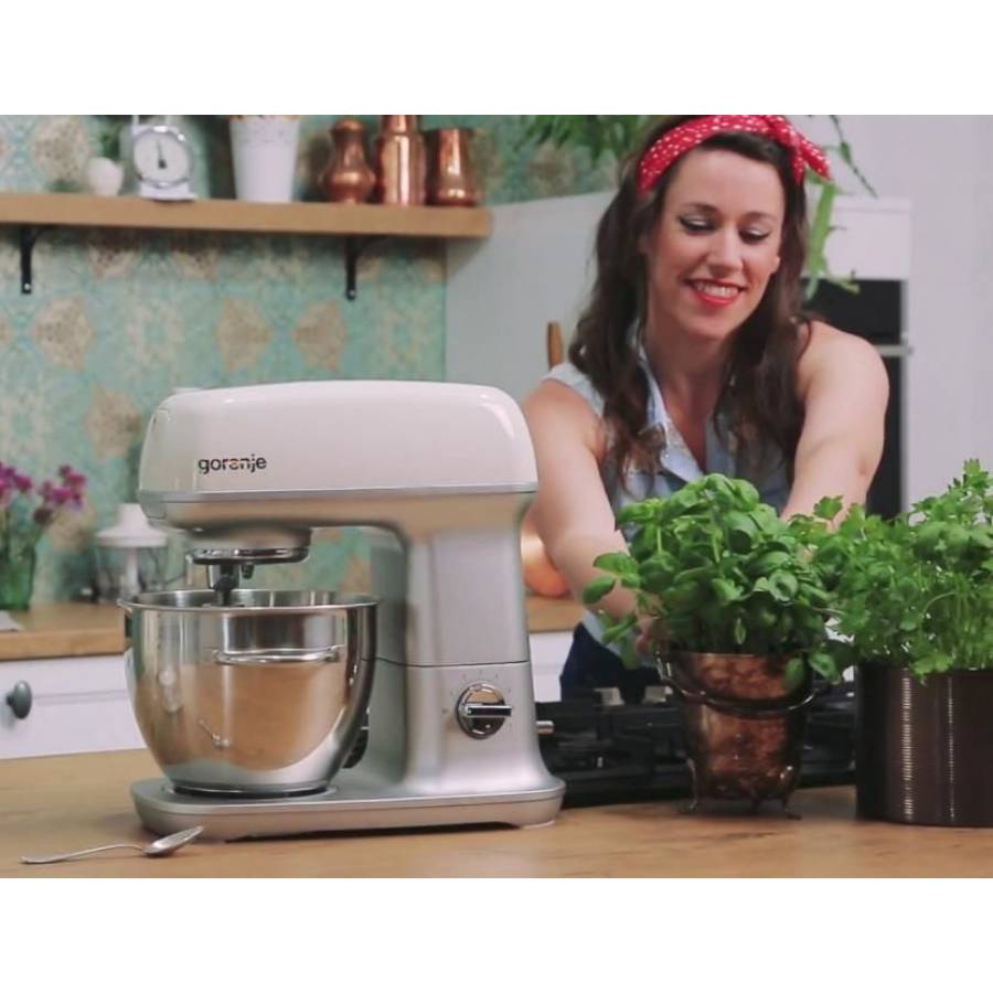 Robot De Bucatarie 1000 W, Bol Din Otel Inoxidabil 4.5 L, 7 Trepte Viteza, Amestecare 3d, Ajustare Automata A Rotatiei, Protectie Supraincalzire, Brat Framantare, Alb