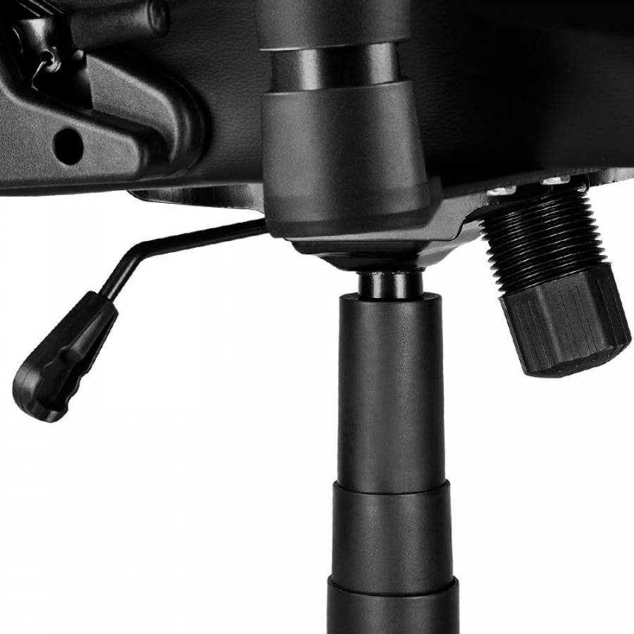 Scaun De Gaming Warrior Cu Reglare Inclinare, Material Baza Pu/pvc , Mecanism De Blocare , Latime Sezut 53 Cm, 2 Perne, Inaltime Spatar 84 Cm , Negru/rosu