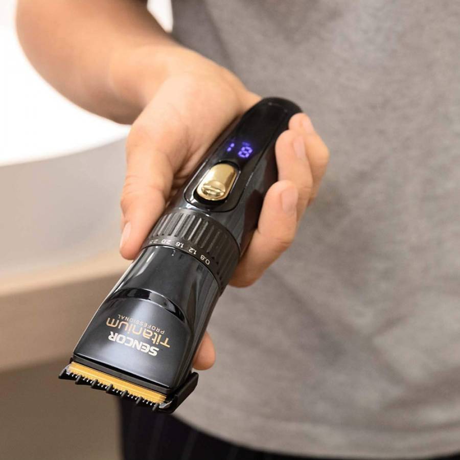 Tunsorul Titan - Afisaj LED, Design Ergonomic, Silentios, Sencor