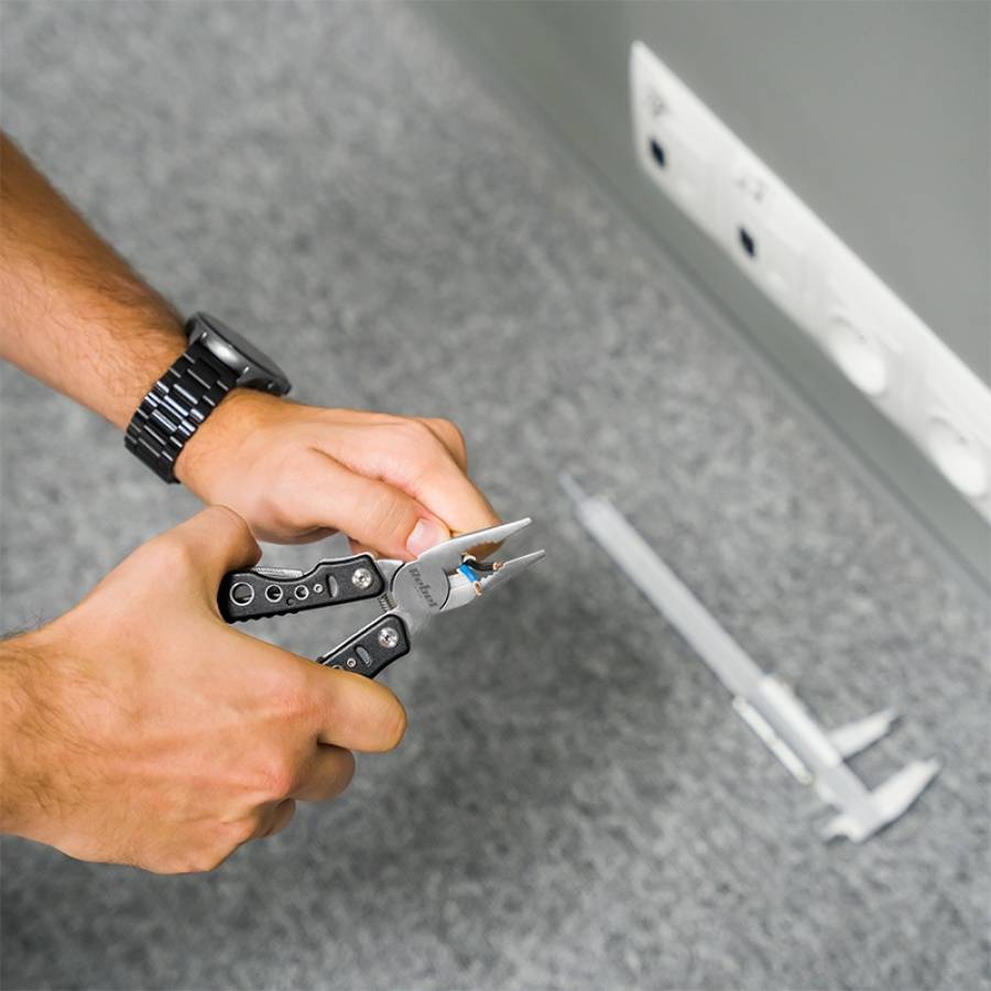 Briceag Rebel Multifunctional Inox Afiat