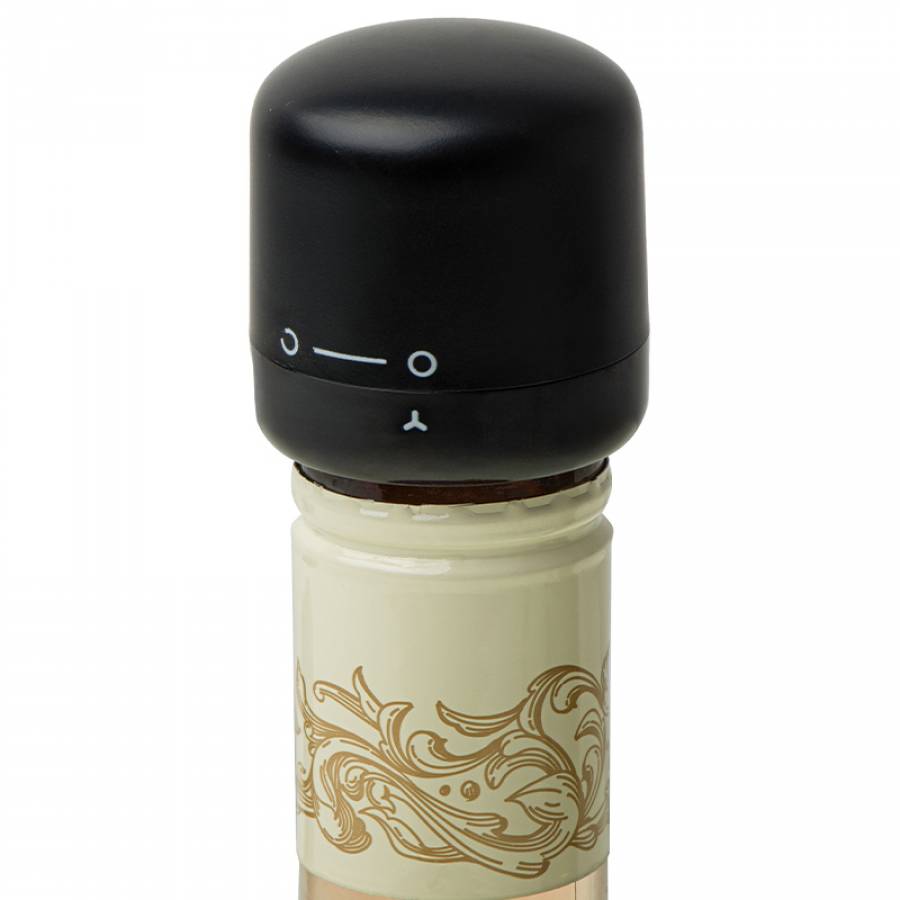 Electric opener pentru sticle de vin - simplu si eficient.