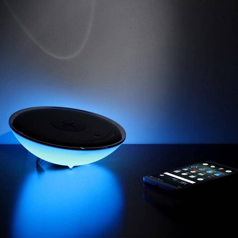 Lampa Led multifunctionala, 10w, cu încărcare wireless Qi