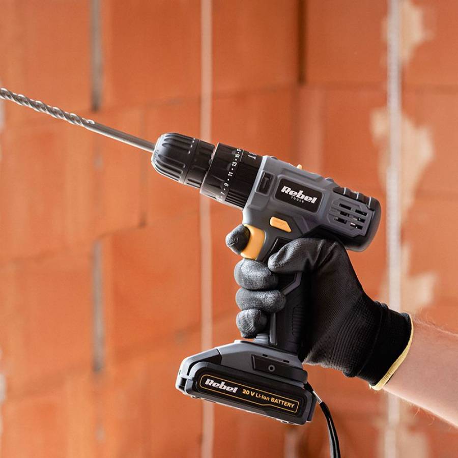 Masina De Gaurit Sau Insurubat cu Acumulator Rebel, Set Accesorii