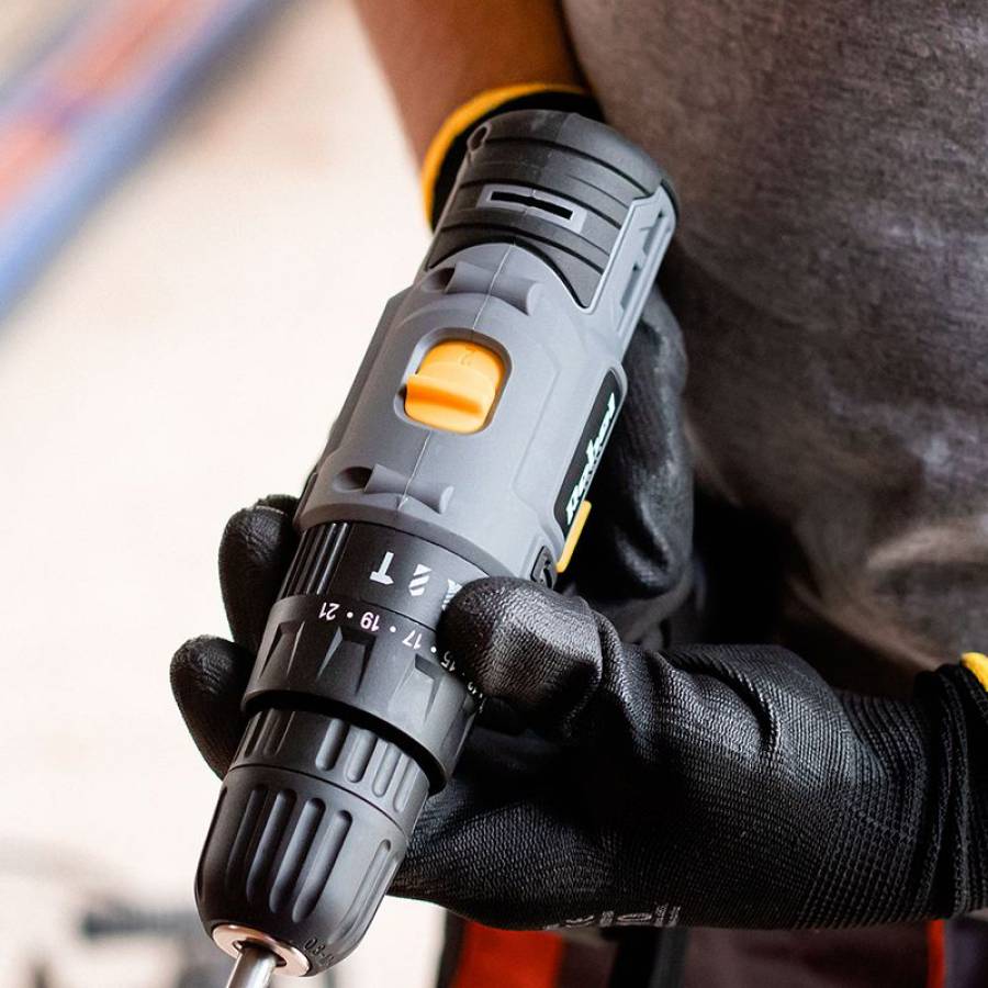Masina De Gaurit Sau Insurubat cu Acumulator Rebel, Set Accesorii
