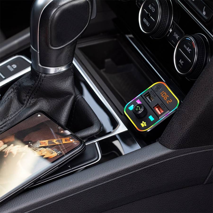 Transmițător audio Bluetooth FM cu USB.