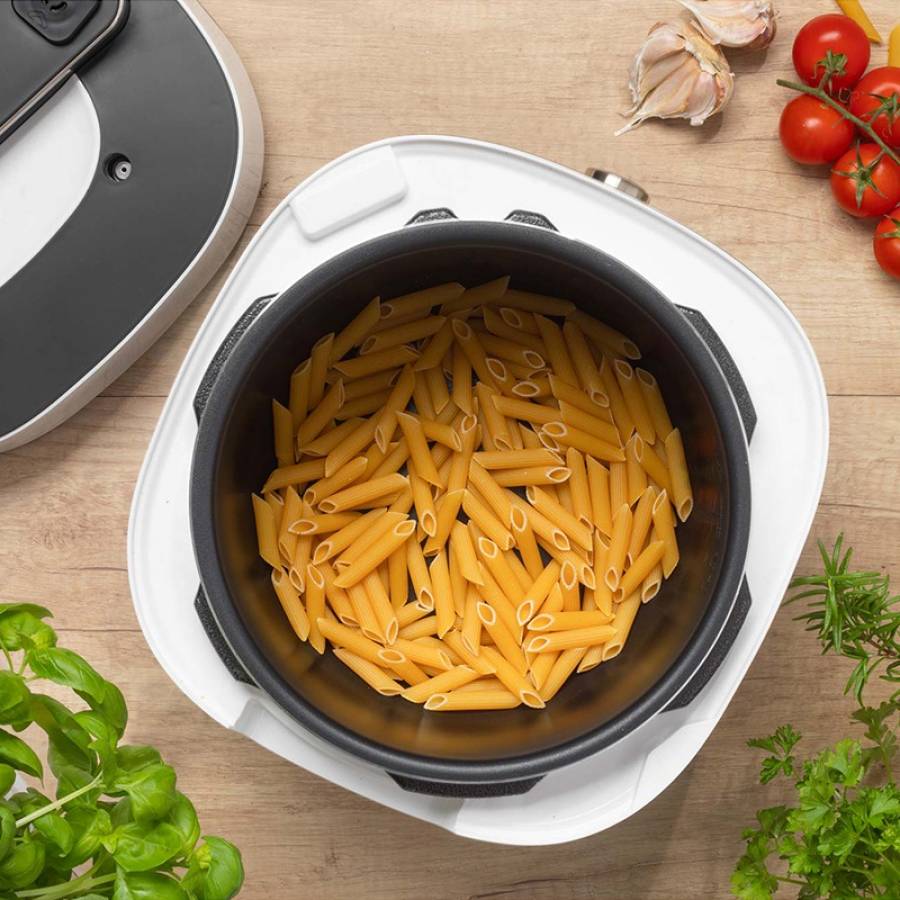 Multi Cooker 14 Programe 1000w - Gatire comoda si eficienta