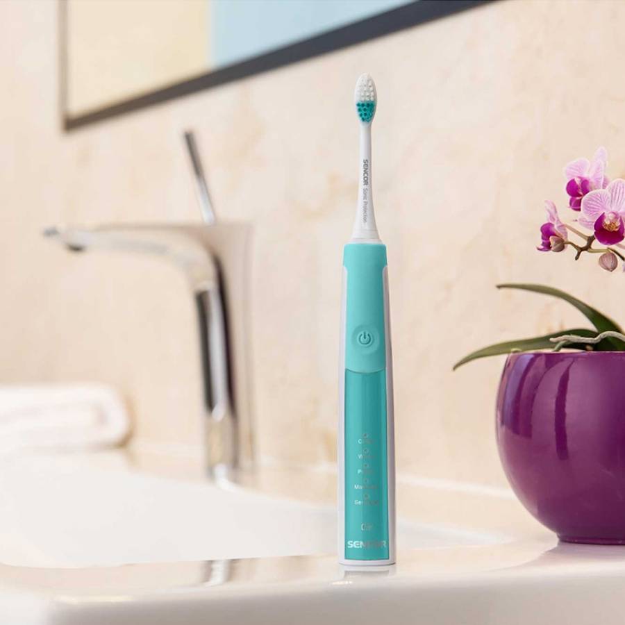 Periuță electrică Sencor, îndepărtează placa dentară eficient