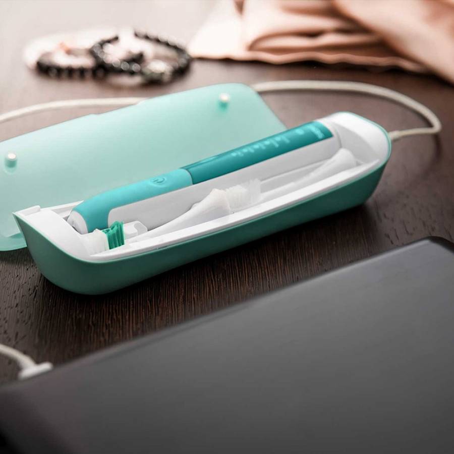 Periuță electrică Sencor, îndepărtează placa dentară eficient