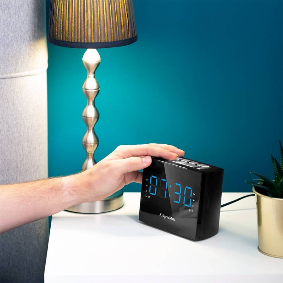 Ceas Desteptator Radio cu Afisaj LED Kruger&Matz KM 821.