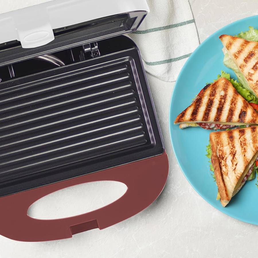 Prajitor de sandvisuri Beper pentru un mic dejun delicios.