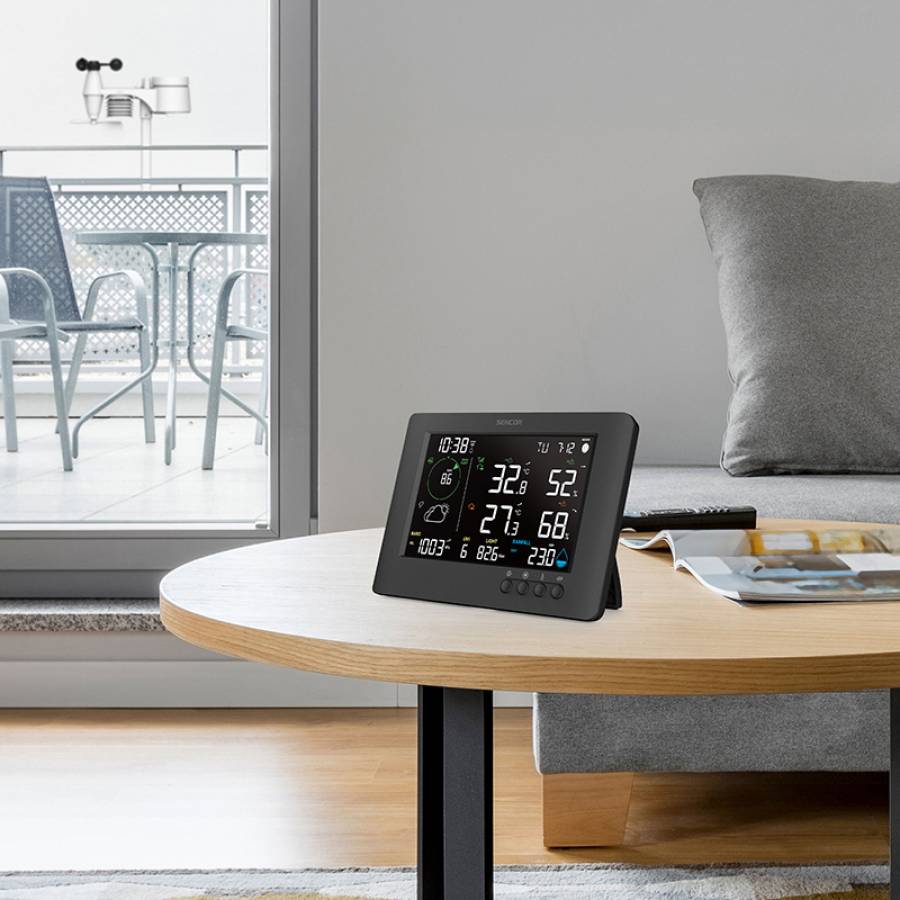 Monitorizare meteo avansata si conectivitate WiFi pentru starea vremii.