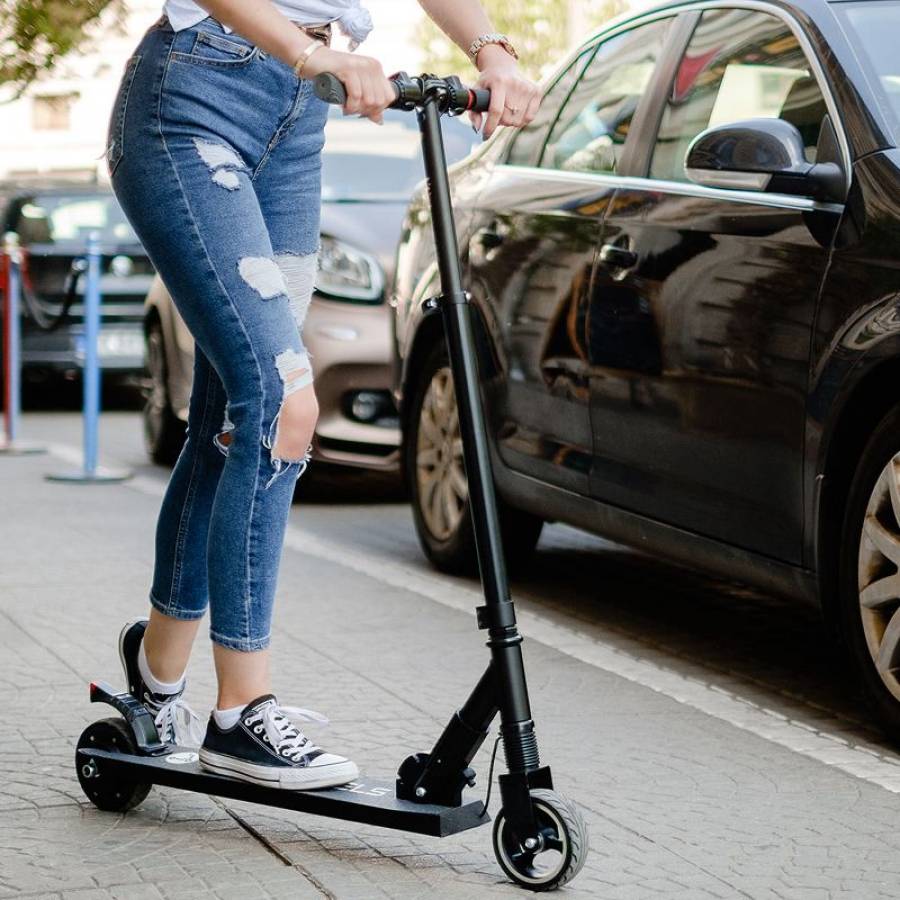 Trotinetă Electrică, 15 km / h