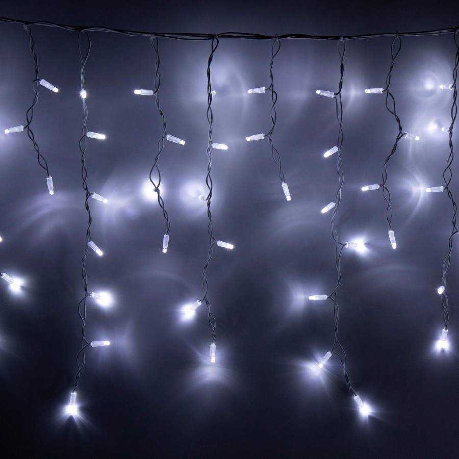 Ghirlanda Luminoasa, 200 Led-uri, Cablu Alb, Pentru Utilizare in Exterior