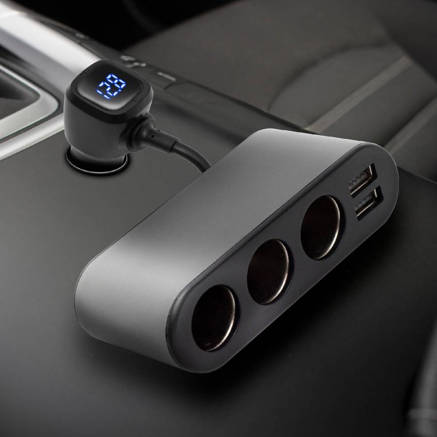 Incarator Usb si Distribuitor De Tensiune Cu Voltmeru