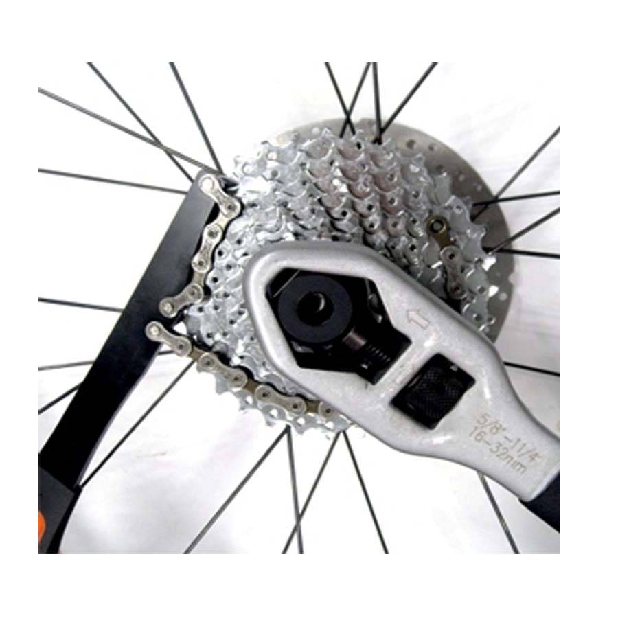 Cheie Pinioane Filetate Super B Tb-1045